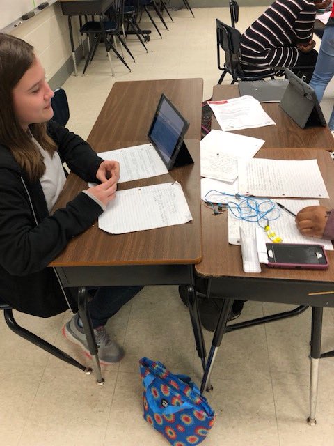 PCBOE's tweet photo. RT PCIntermediate "Miss McCollum’s class is collaborating to create songs from lyrics that are figurative language and preparing for creative performances! 🎶 #EvolutionofLearning #PCIScreates #sharePCS https://t.co/IxOsj1Y2Yc"