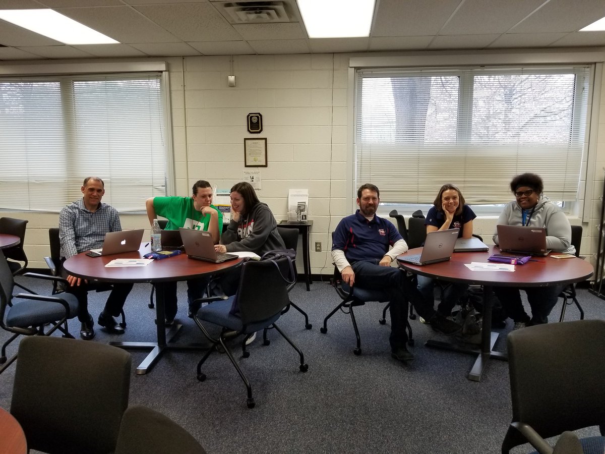 Sa_rah_Olson's tweet photo. Learning how to unpack data to help our students graduate! #Wearesuchdatanerds #wearedownwithotg #stuarths https://t.co/jCVrsDi1uP