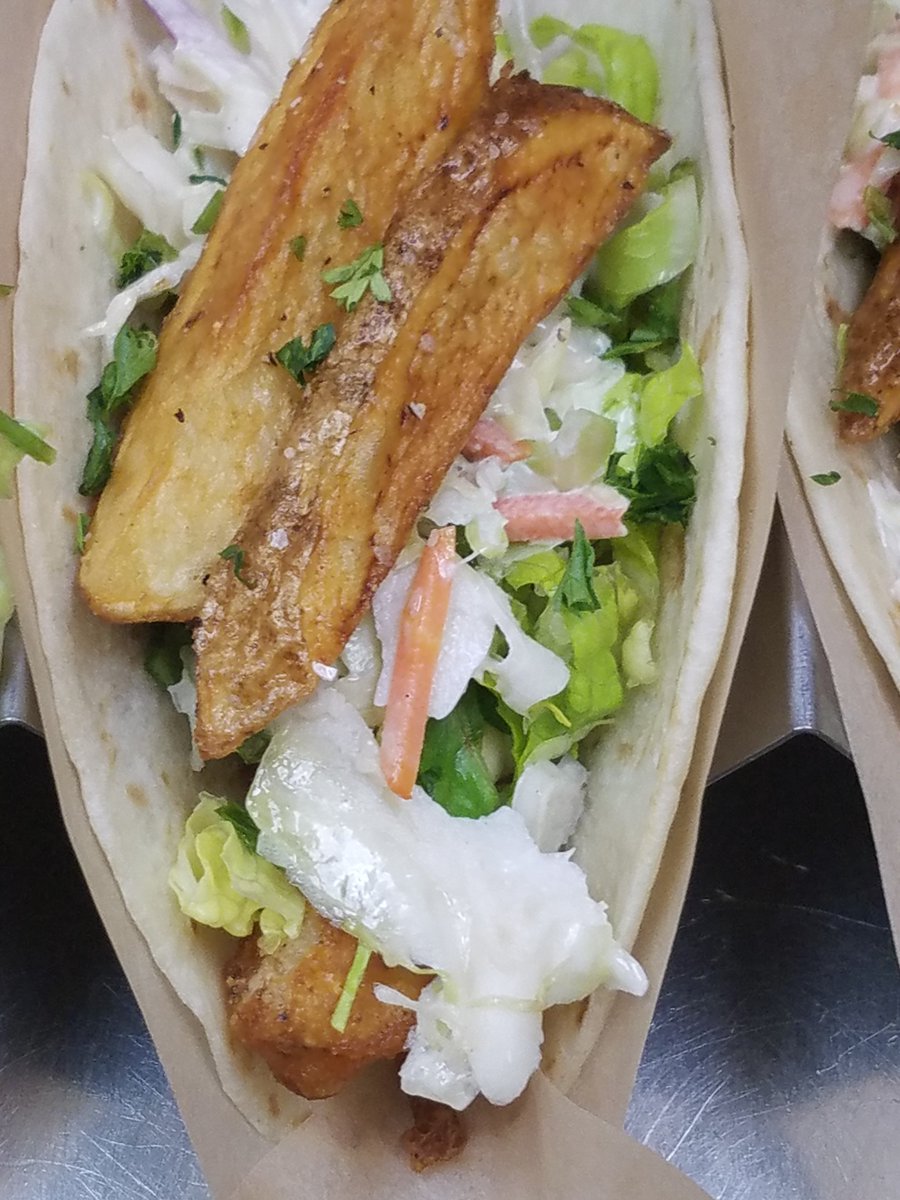 Clubtacostl's tweet photo. Fish Fry Fridays at The @Clubtacostl.  We've got you covered!!
#FishFryFriday #fishandchips #nomaltvinegarneeded https://t.co/X0e8331L9h