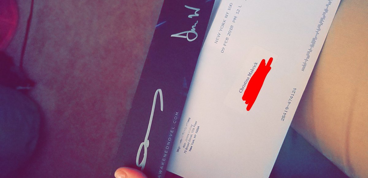 ImpracticalPoll's tweet image. Thank you much @jamessmurray for my bookmark!! What a great suprise from a bad day at work 😁😁 (even though my last name is hamrick) 😂😂