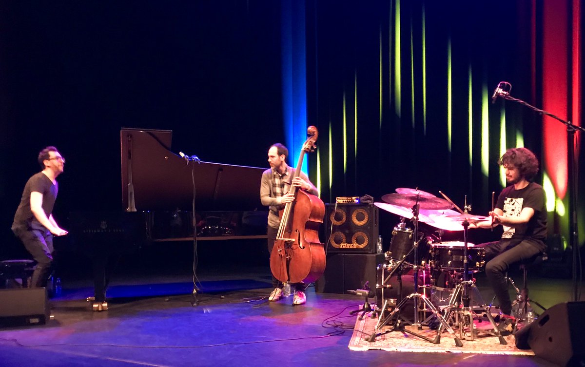 ‘Omer Klein Trio’s unprecedented musical heights’: Concert review February 15 @LantarenVenster <a href="/omerklein/">Omer Klein</a> Trio will play at <a href="/Bimhuis/">Bimhuis</a> tonight! auteurjohanbakker.nl/en/the-omer-kl…
