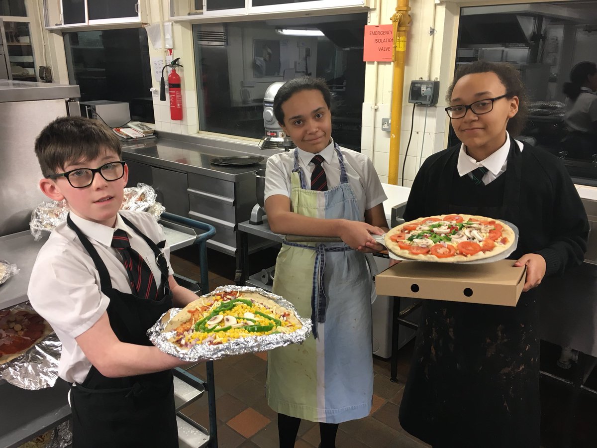 PenkethSchool's tweet image. Our wonderful pupils/chefs preparing a feast for the #SparkLaunch