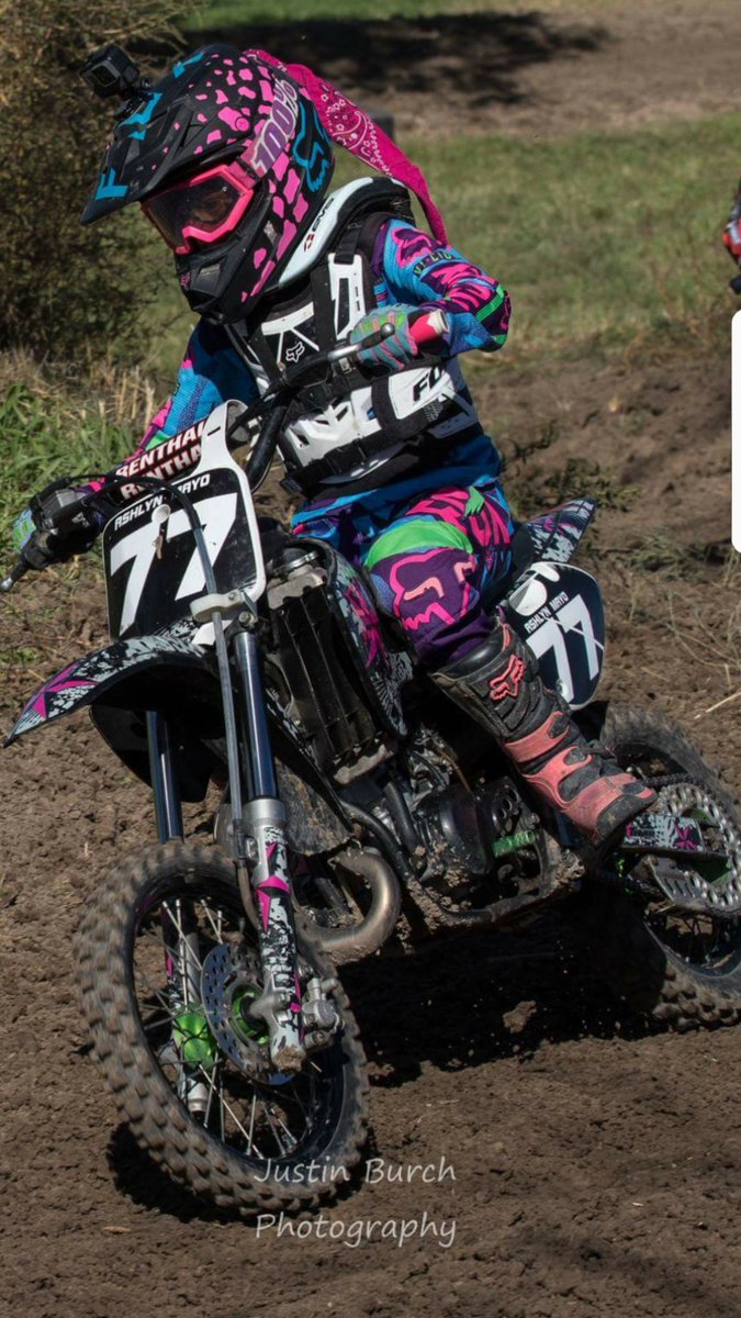 supercrossking's tweet photo. Ashlyn #77 from North Platte, Nebraska #NorthPlatte #Nebraska #supercross #motocross #makeuptomud #makeup2mud #SupercrossLIVE #Amateur #AmateurMotocross @foxracing #foxRacing #girlsWhoRide #girlsWhoRideMotorcycles #girlsWhoRideDirtBikes #girlpower https://t.co/qX9QU8I9GT