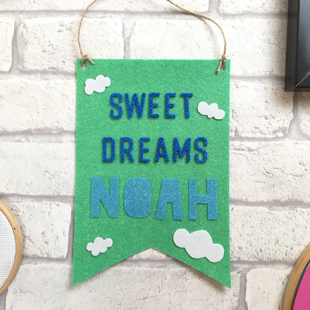 IHeart_Maggie's tweet photo. New DIY #Blog Post 👶🏻Every #baby deserves a cute #nursery sign https://t.co/mBav4o7ZGc 
 
#friday #friyay #newborn #babyboy #babygirl #newmum #babycrafts #craft #DIY #quote #home #homedecor #myhome #glitter #felt #nosew #glitterfelt #homestyle #babyshower #babylove #blogger https://t.co/ZEt9VlKD9X
