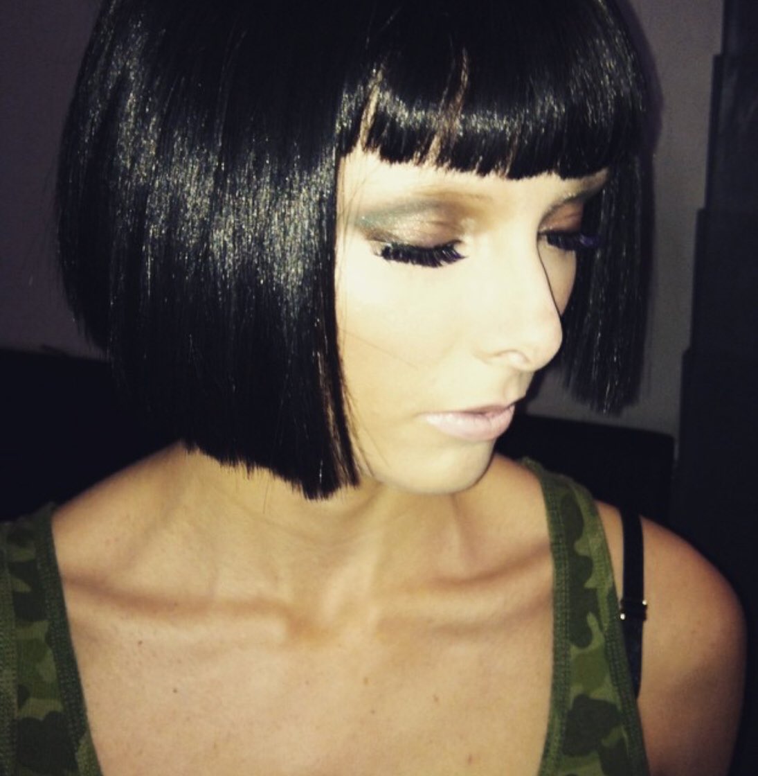 DTHair58's tweet photo. Hello Bangs 🔥 Stepping into the weekend with a bold look from @dthair. 🔥 https://t.co/iJsWnlFSeC