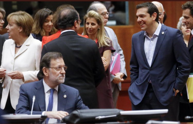 pow_luengo's tweet photo. Adivináis que personaje de la foto quiere acabar con la lengua catalana y con la riqueza lingüística de un país?

Unas pistas:
— Es monolingüe.
— Lee el Marca.
— Tiene barba.
— Dijo aquello de: “Is very difficult todo esto.”

#LaLlenguaNoEsToca
#GuerraCatalánESP https://t.co/8QRLez6kyF