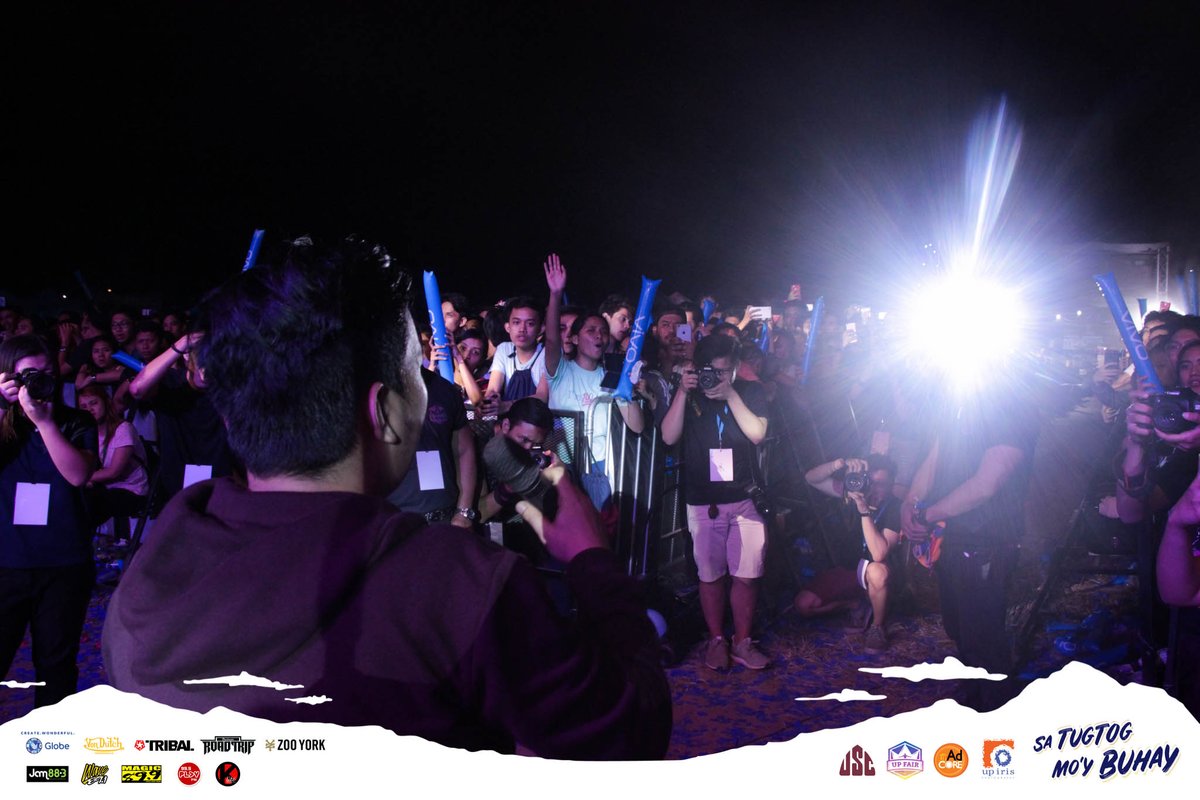 UP_Fair's tweet image. Tama na ang pagiging tensionado dahil tumutugtog na ang @soapdishph dito lang sa #CosmosUPFairFriday!

#MissionCosmos #CosmicEncounters
#UPFair2018 #SaTugtogMoyBuhay