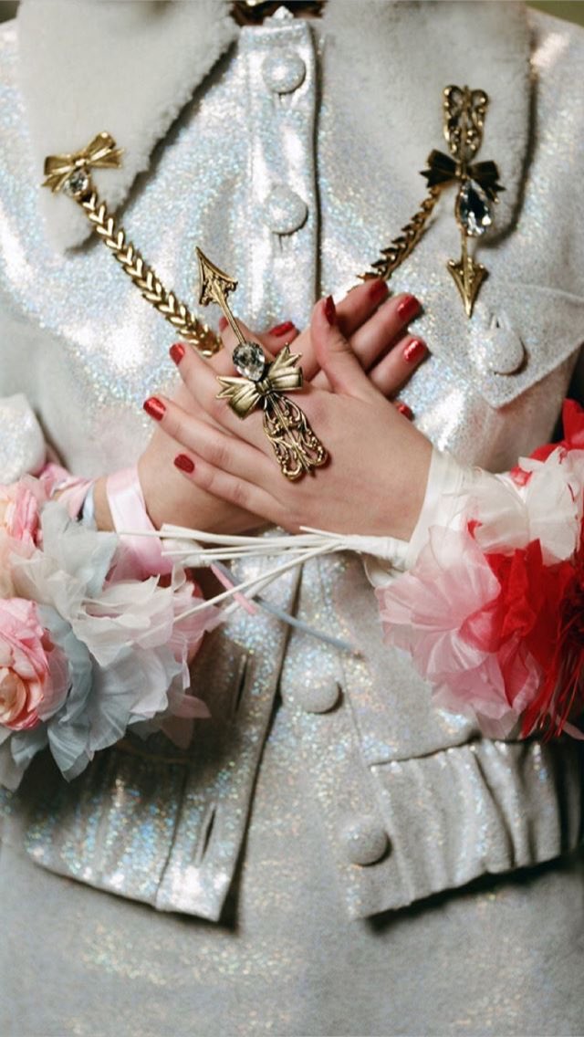 NicoleMFazio's tweet photo. Be still my ❤️.  I wear this when I record. Jk/Jk/Jk #BoothBabe #Rodarte #VoiceOverDarling #VO #Valentine @OfficialRodarte https://t.co/TtezYg0iEb