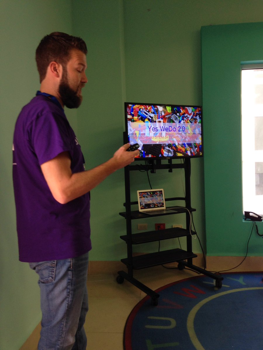 #LiveCurious founder <a href="/Hamm_Ed/">HammEd</a> presenting YES, WE DO <a href="/LiveCuriousASFM/">LiveCurious GoBeyond</a> <a href="/ASFM_official/">Official ASFM</a>