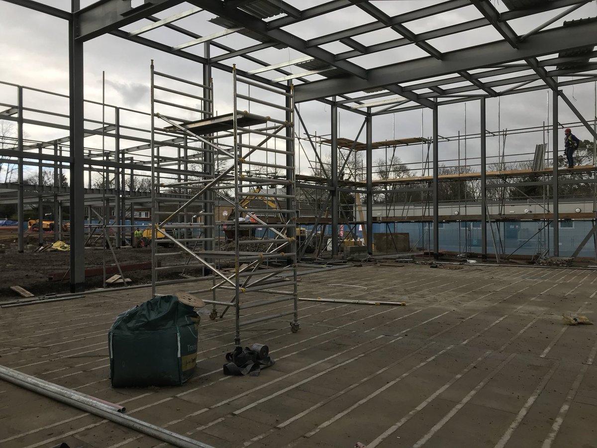 ASLScaff's tweet image. Another busy week for the ASL UK Scaffolding boys!!! 2 teams out getting it done!!! Well done fellas!! #scaffolder #scafflife