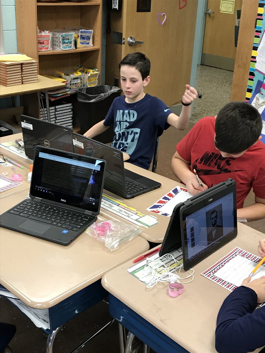JillKorwan's tweet photo. Nearpod past and present verbs while learning about our famous past presidents. @ccorigan15 @nearpod https://t.co/RwPcSIBtEB