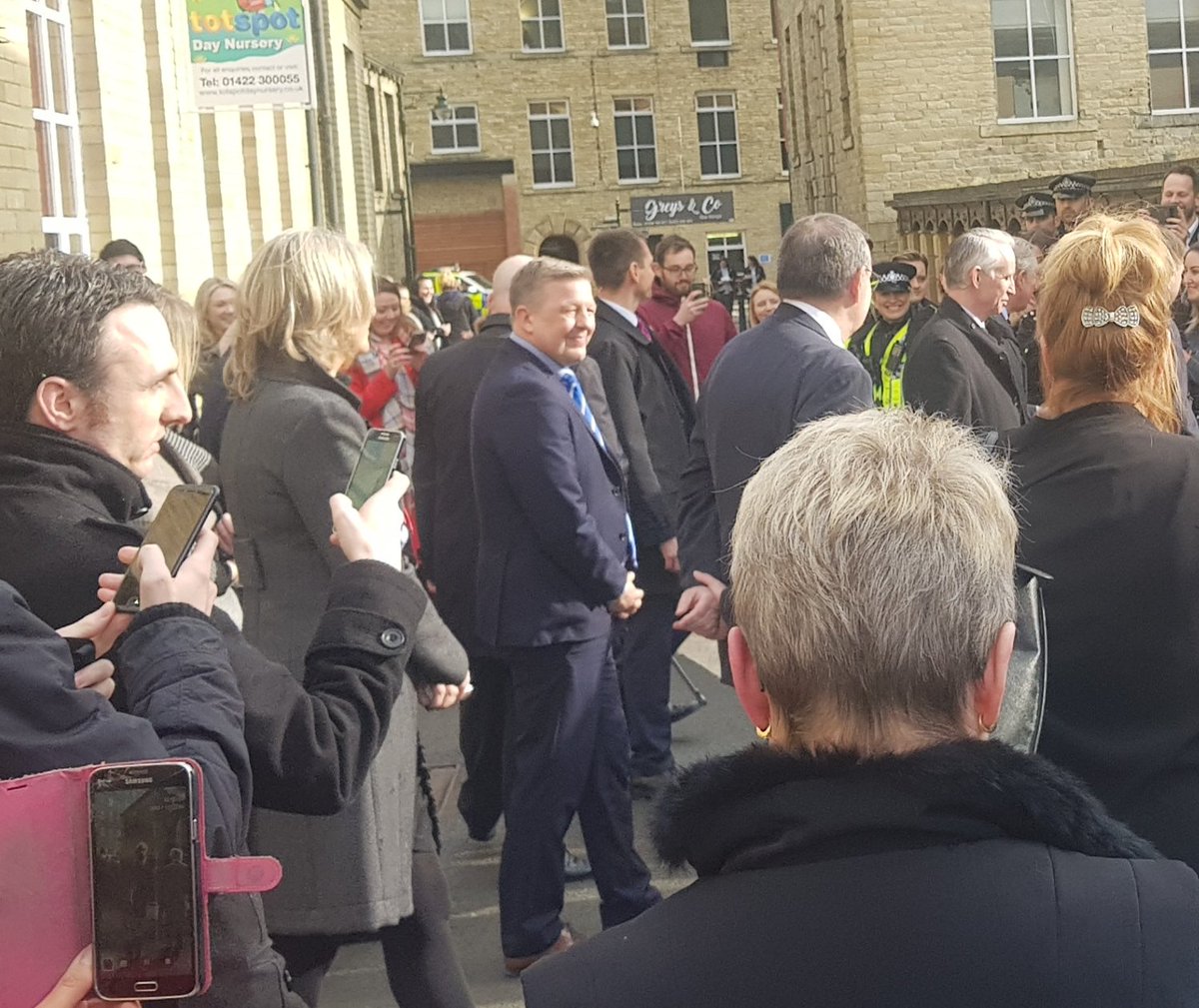 m_deighton's tweet photo. Might have missed the Prince of Wales but got a good pic of the King of Covea 👑 @FurnessAdrian @amiegibbs 🙈👌🤗 https://t.co/xKyoQaJZzH