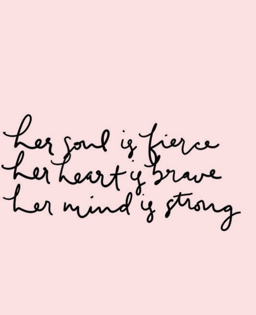 ADPiZetaUpsilon's tweet photo. ✨ happy #ADFriday ✨ so excited for spring break! https://t.co/xoNcUtGm7j
