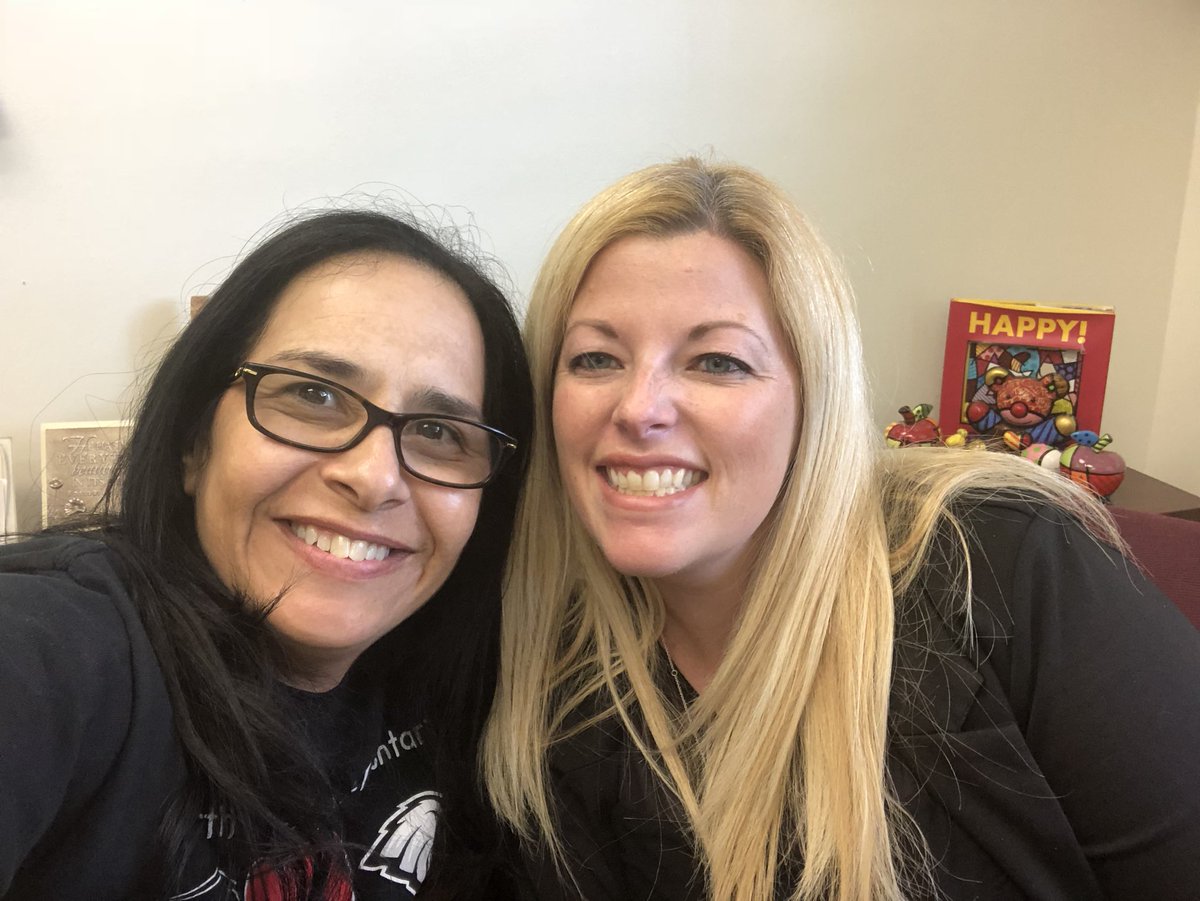 NorthTwinLakes1's tweet photo. Ms. Deborah Arca, @GratignyGators, it was a pleasure having you at our school. We hope your shadowing experience with @MrsMarrero_FFK8 was enjoyable and insightful! #BENCHProgram @MDCPSNorth @mdcps_profdev @NROSup https://t.co/ruh8R5qjKO