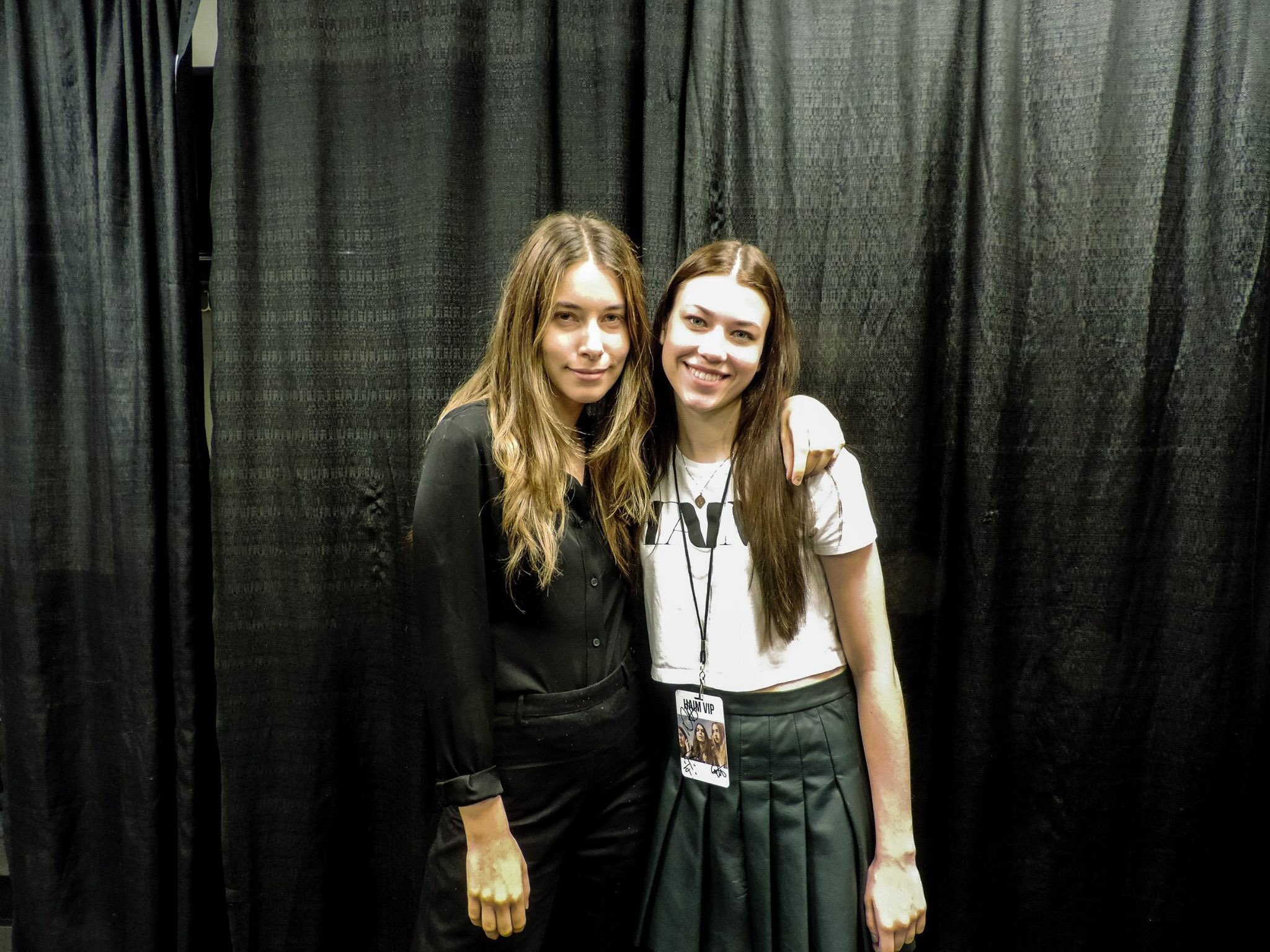 Happy birthday to actual goddess Danielle Haim 