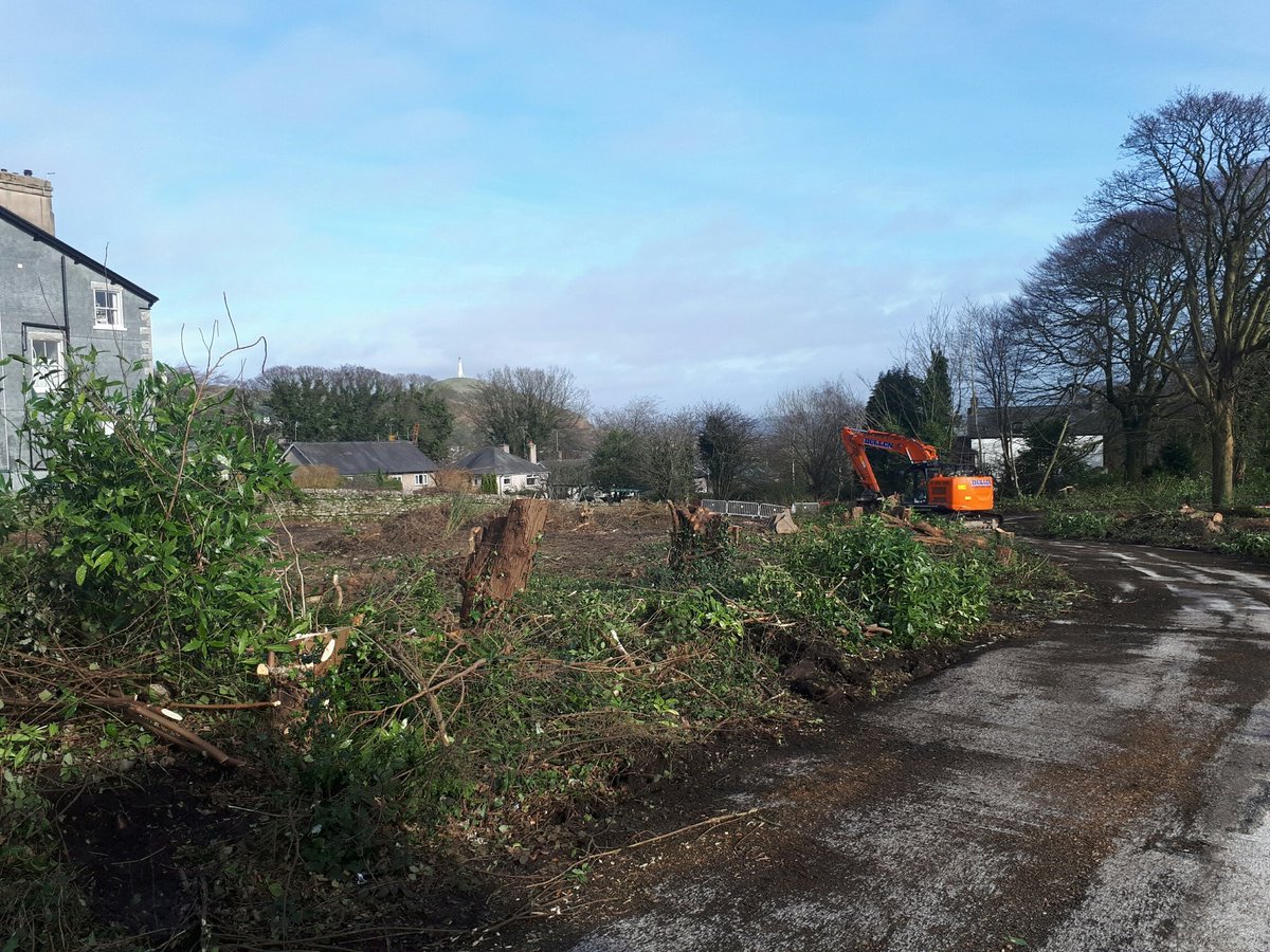 IanMatthews17's tweet image. What a difference a week makes.... Fencing Monday, Tuesday, tree clearance Wednesday onwards. The size of the site where we are building a new SEN school for @CumbriaCC  can now be seen. Asbestos and demolition next up.  #builtbyseddon #greatprogress #hardwork