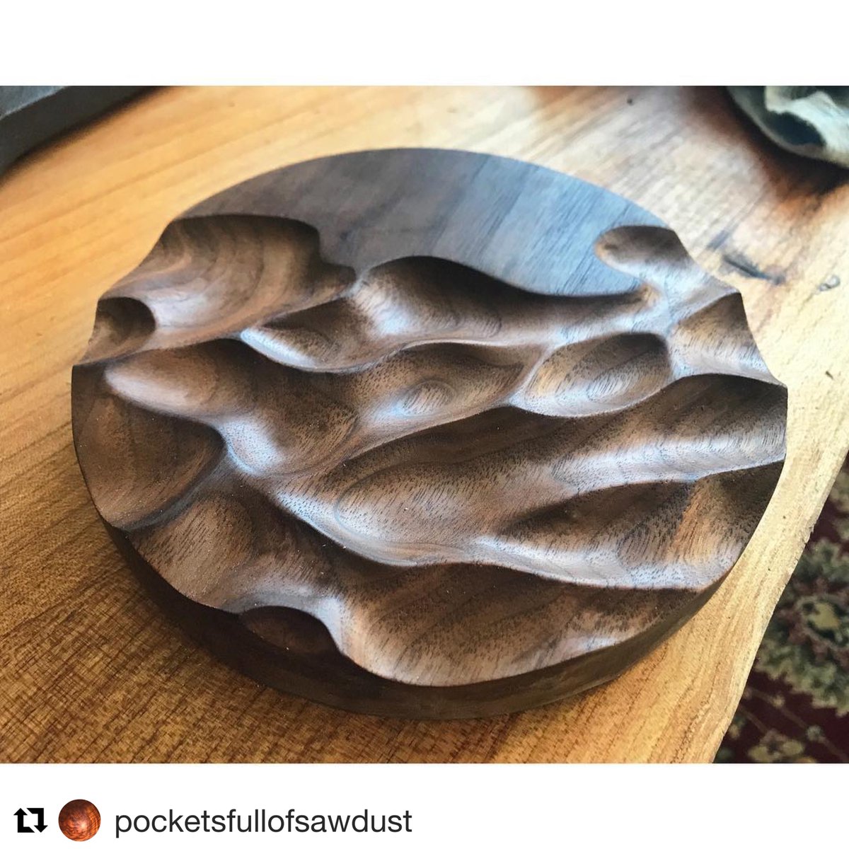 KingArthurTools's tweet photo. Valentine's Day may be over, but we are in love with this piece by @pocketsfullofsawdust! #Repost #katcustomer #katools #woodworkingtools https://t.co/wO7EWODKiL