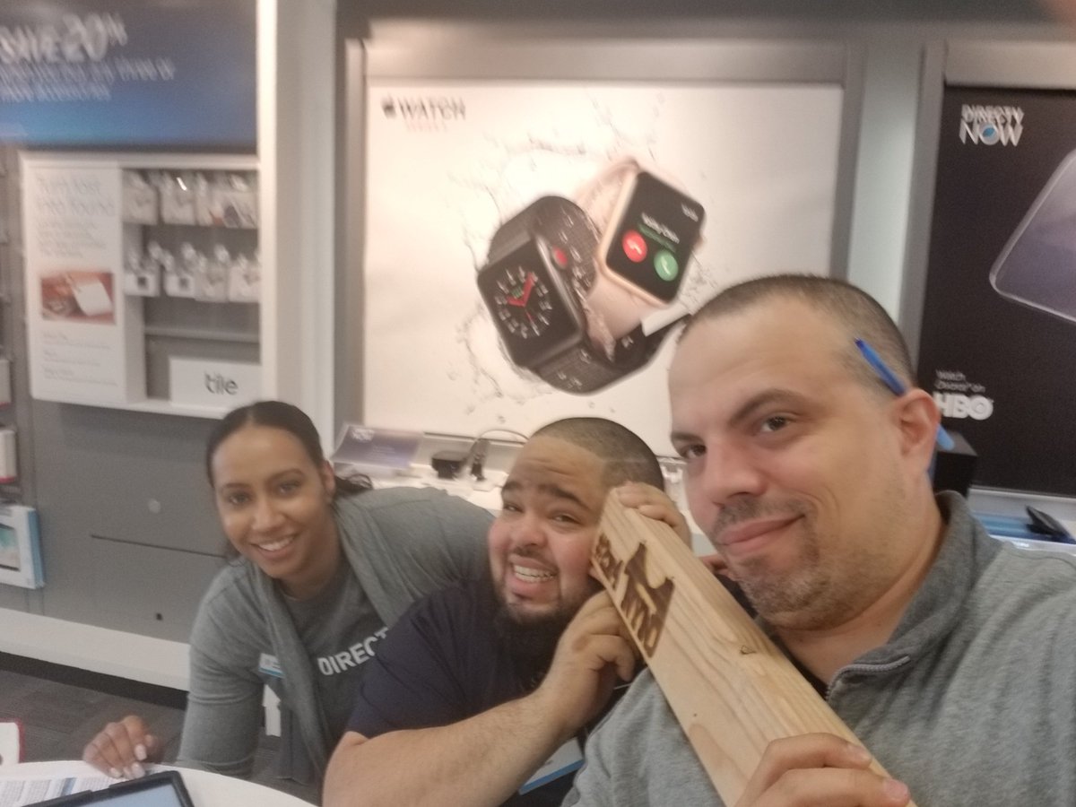 Team_Bayside's tweet photo. Fresh Meadows rocking the 2x4!!! #Antpire #BNQ @AntMerc17 https://t.co/tXByRUXd7Q