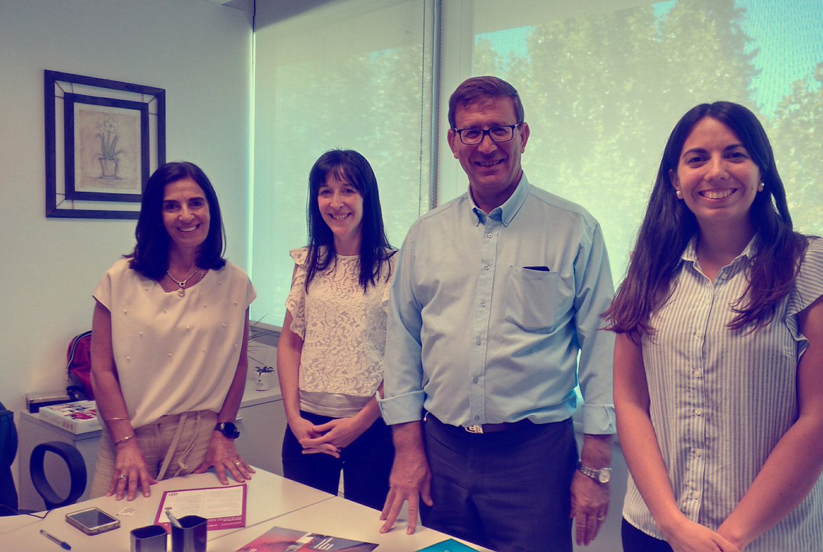 LinkYou_Project's tweet image. We share photos from our partner @UnivAustral 👇 Meeting at dean&apos;s office to present to the management team of the School of Education the activities carried out on the third meeting of the #LinkYouProject 👩‍💻👨‍💻