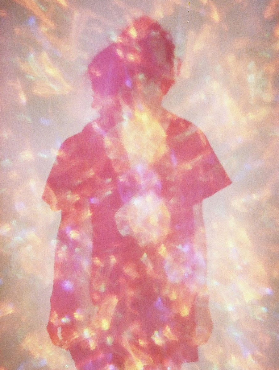 StocksyUnited's tweet photo. When your #film comes back and your photos look like you slipped into an alternate #DreamDimension. ☁️✨📷  https://t.co/OR8emad2nk https://t.co/F5gQjFE0MA