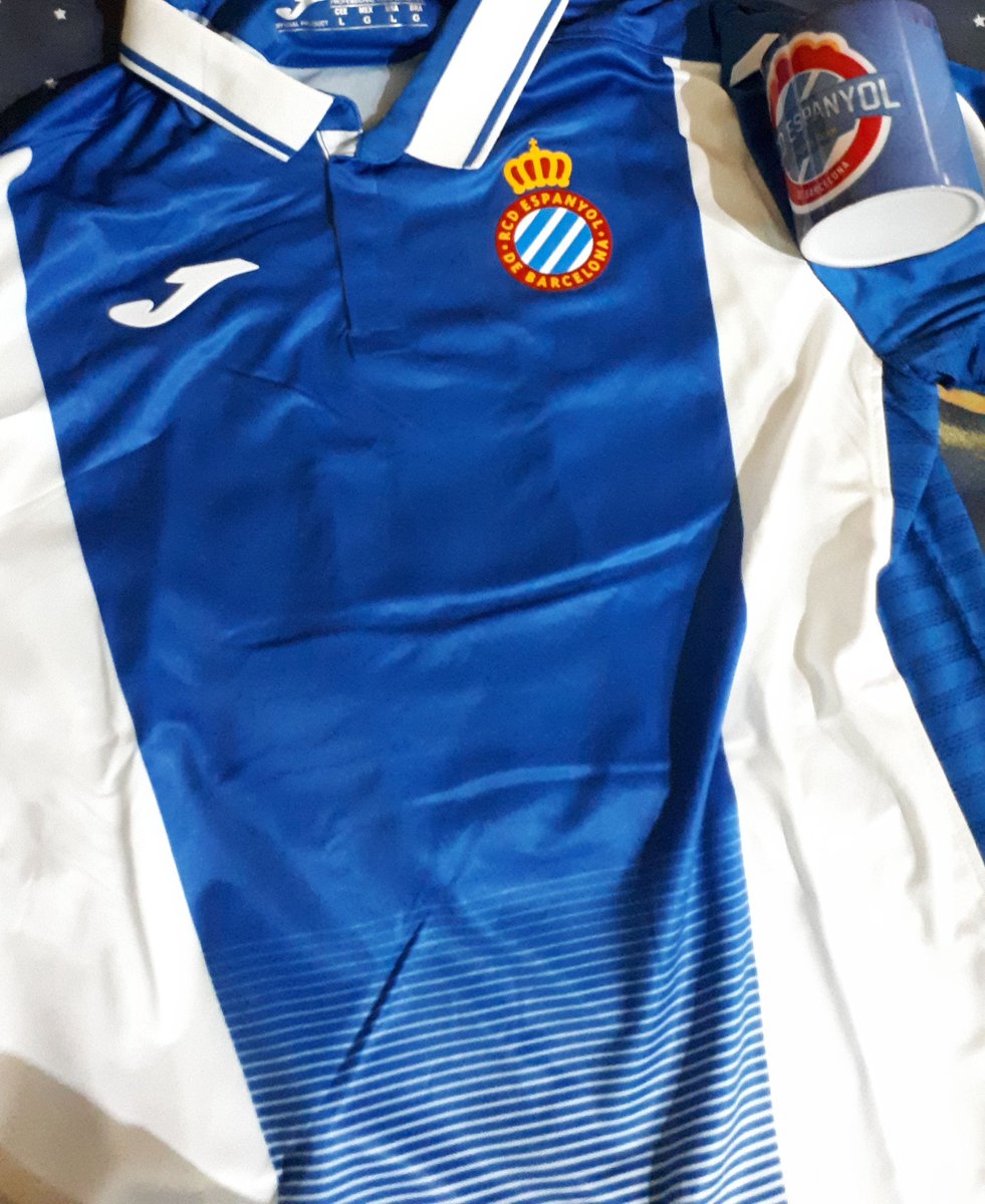 Jr_Dray10's tweet photo. Gracias @RCDeSports por el detallazo!! Grandes ⭕⚪ https://t.co/O7AI7SB43v