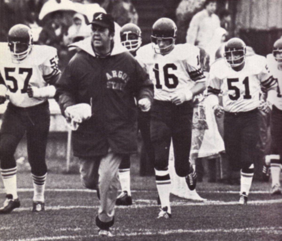 CFL's tweet photo. The #CFL mourns the passing of @torontoargos legend Leo Cahill. ➡️ https://t.co/0V1VowzHhn https://t.co/XoKH28v4rA