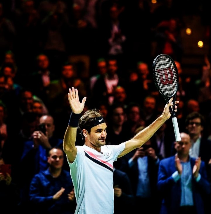 InvictosSomos's tweet photo. El más veterano (36 años) en liderar el ranking ATP en la historia. El más grande de todos los tiempos. Su majestad. ROGER FEDERER. https://t.co/sh8Ym47Val