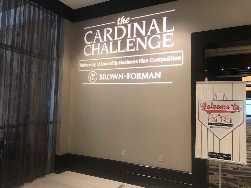 sharonghandy's tweet image. Ready for the opening reception.  2018 #cardchallenge #entrepreneurship