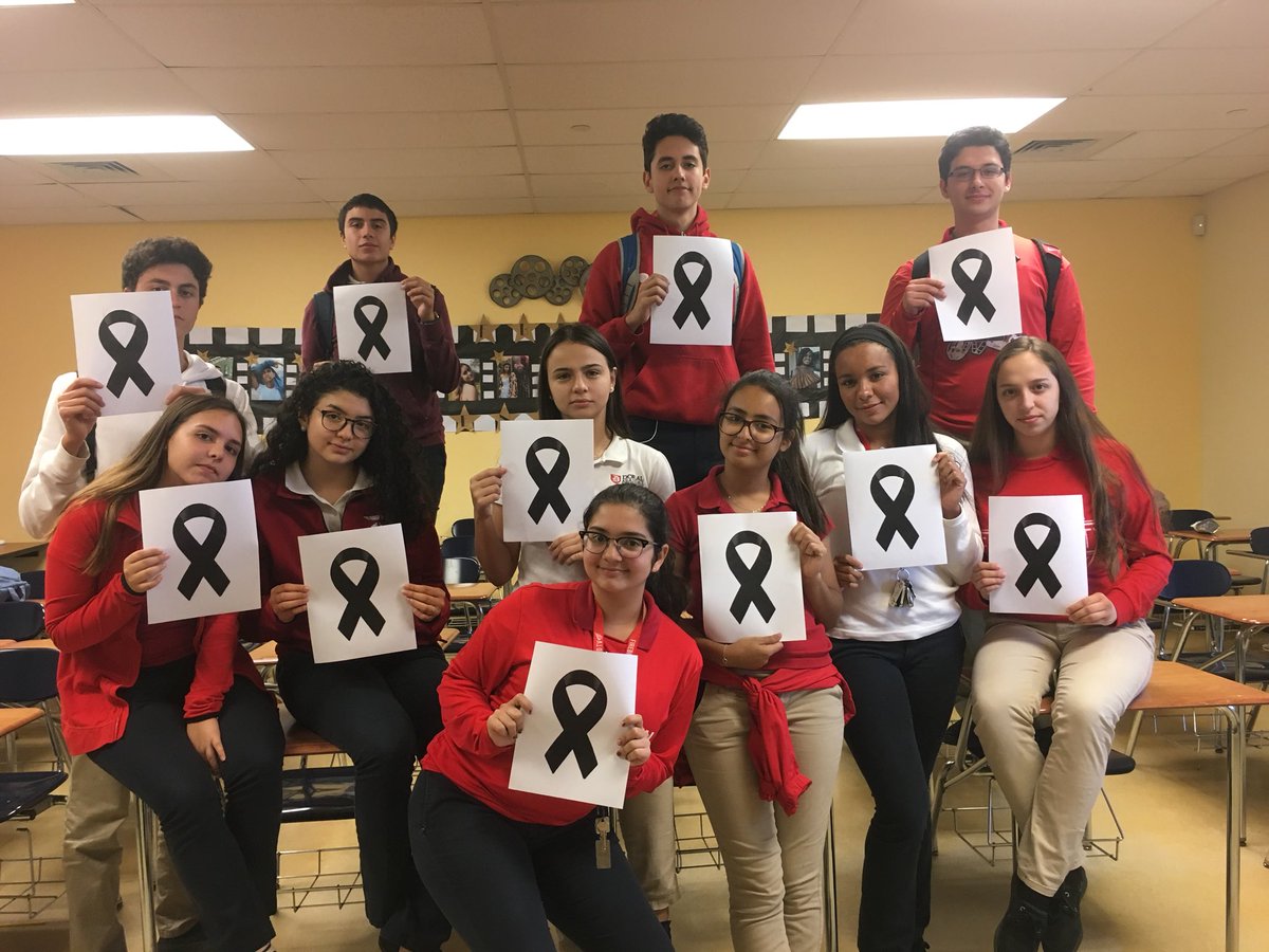 FirebirdTV's tweet image. FBTV is #PrayingforParkland #WeStandWithMSD