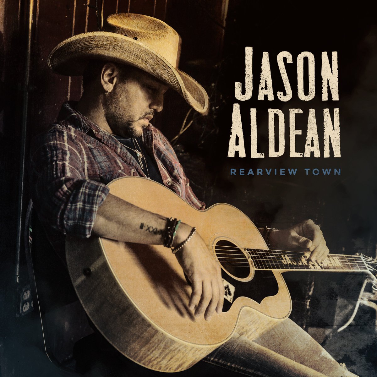 #RearviewTown album bundles including enamel pins, vinyls, & t-shirts are available now on JasonAldean.com! https://t.co/NJdP1FNFKC