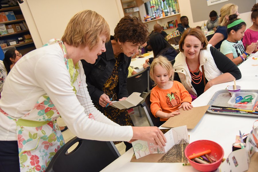 artbma's tweet photo. Roll up your sleeves, because we're getting creative today at #FreeFamilySunday. Drop in to make wild spirals inspired by #AlLoving's colorful collages in Spiral Play: Loving in the '80s. See you in the classroom from 2-5pm: https://t.co/GkP3bYn3wo https://t.co/ttgT19IGpD