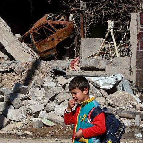 AwsIbrahim1's tweet photo. I don't care about the war, I will live my life against the war's will. A little Mosuli pupil passed by war-destroyed car and home on his way to school.
#mosul
#iraq
#RebuildIraq
#rebuildmosul
#KuwaitConference
#MosulReconstruction https://t.co/jcduYM6khd
