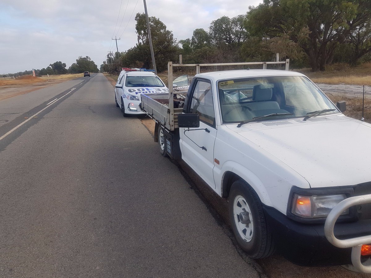 MidlandPol's tweet photo. #MidlandResponse Team 7 seized a vehicle in Stratton early this morning due to the driver currently being subject to 2 court suspensions. #DateWithaMagistrate #fb https://t.co/Kv0LwqFGkh