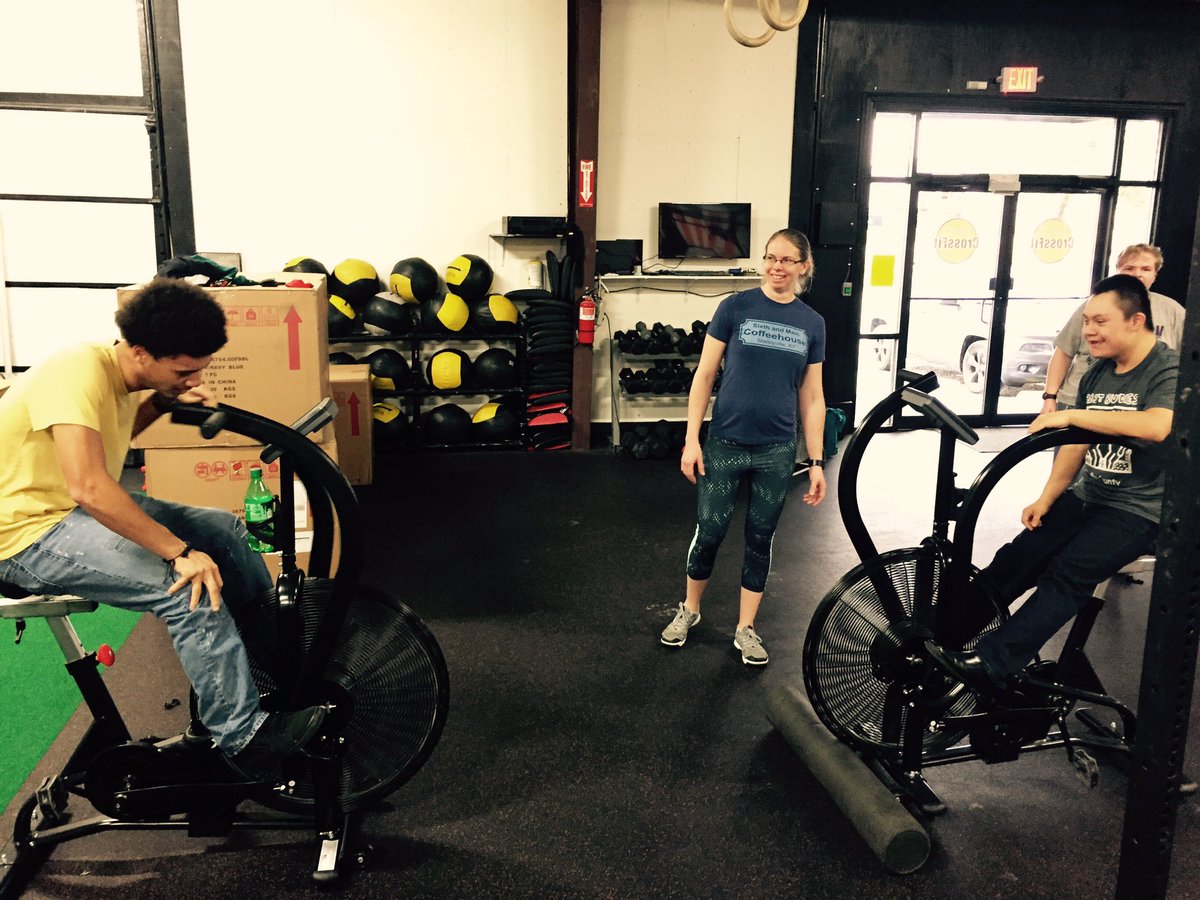 SCProjRebound's tweet photo. So proud of OUR students, forming and fostering relationships within the SCHS Special Needs Program. Love seeing students helping students 😊 https://t.co/huPfdgTFBk