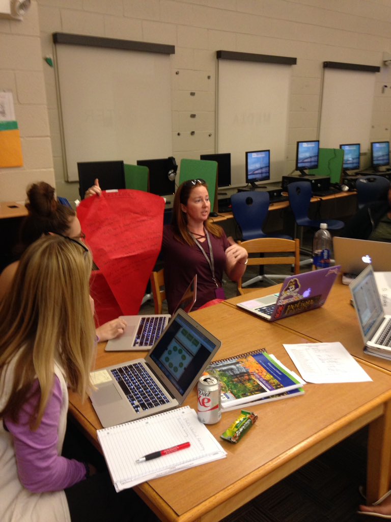 TDA_SC's tweet photo. @TDA_SC is honored to be growing with #EBEllington talent scouts - exploring differentiation of M2/M3 math, reasoning models for DBQs, the psychology of learning, &amp; formative assessments! @MsRossKinder @MsBlake5th, Ms. Wine &amp; Ms. Collins #ThisIsCCSD https://t.co/FuguvcnKID
