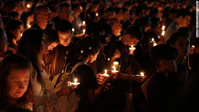 Years before a man killed 17 people at a Florida school, his mother repeatedly called police to help deal with his violence, police documents show cnn.it/2o46gcW