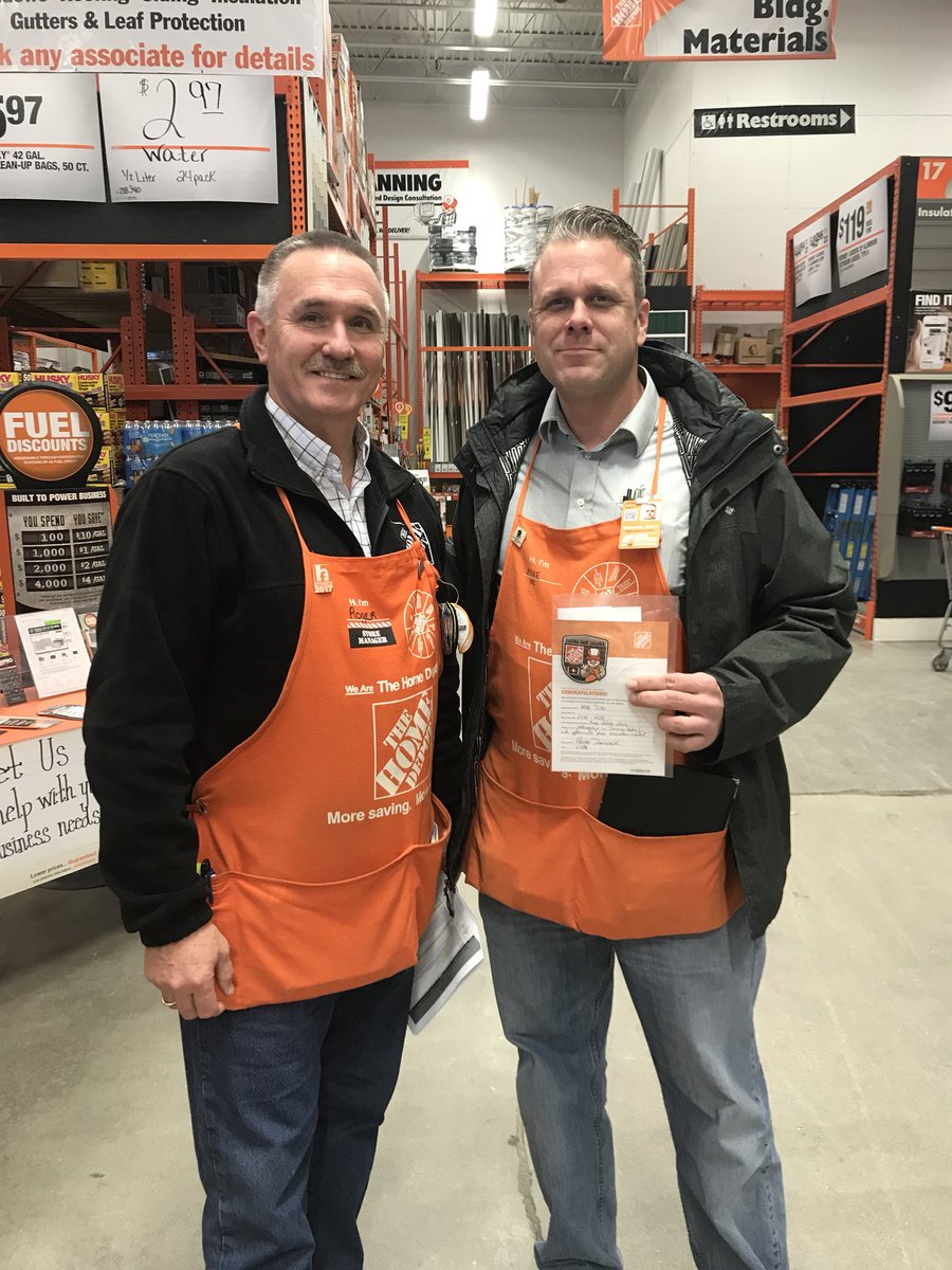 Bolton_Tara's tweet photo. Presenting Mike D with a Homer for some amazing HDE sales and service! Thank you, Mike!!! 👏💸💰#teamwork #onehomedepot @HomeDepot2739 https://t.co/jJPLMxUM96