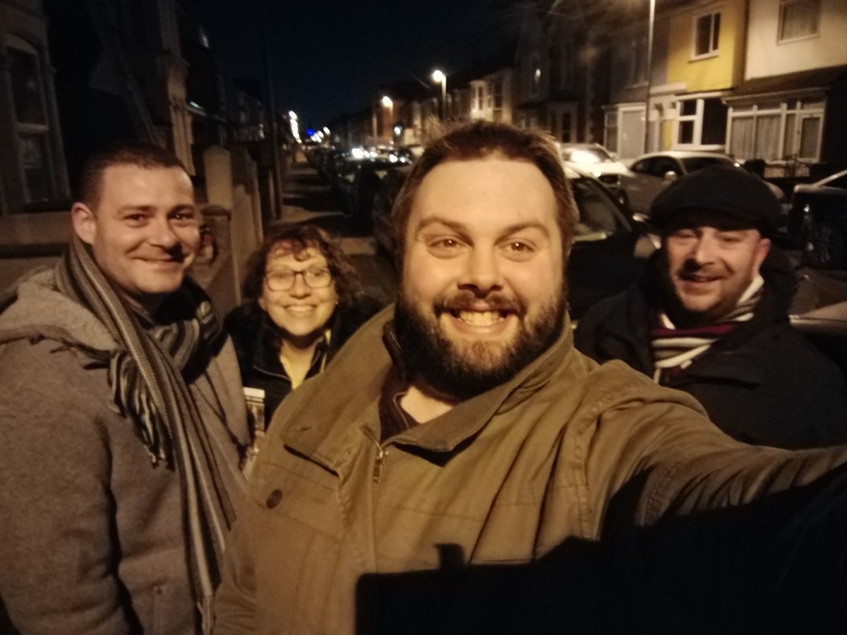 stu16486's tweet image. Great #LibDemDoorstep on Queens Road tonight. Over 100 residents spoken to, many concerns about parking, housing, and foxes. @Rayne360 @Steve__Pitt @suzy_horton @portsmouthld