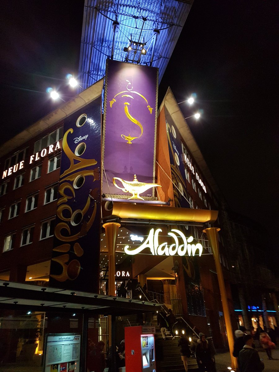 CH_4Q8's tweet photo. Das beste Musical seit langem @aladdin @StageEntertain https://t.co/3Vhrd5Qjfu