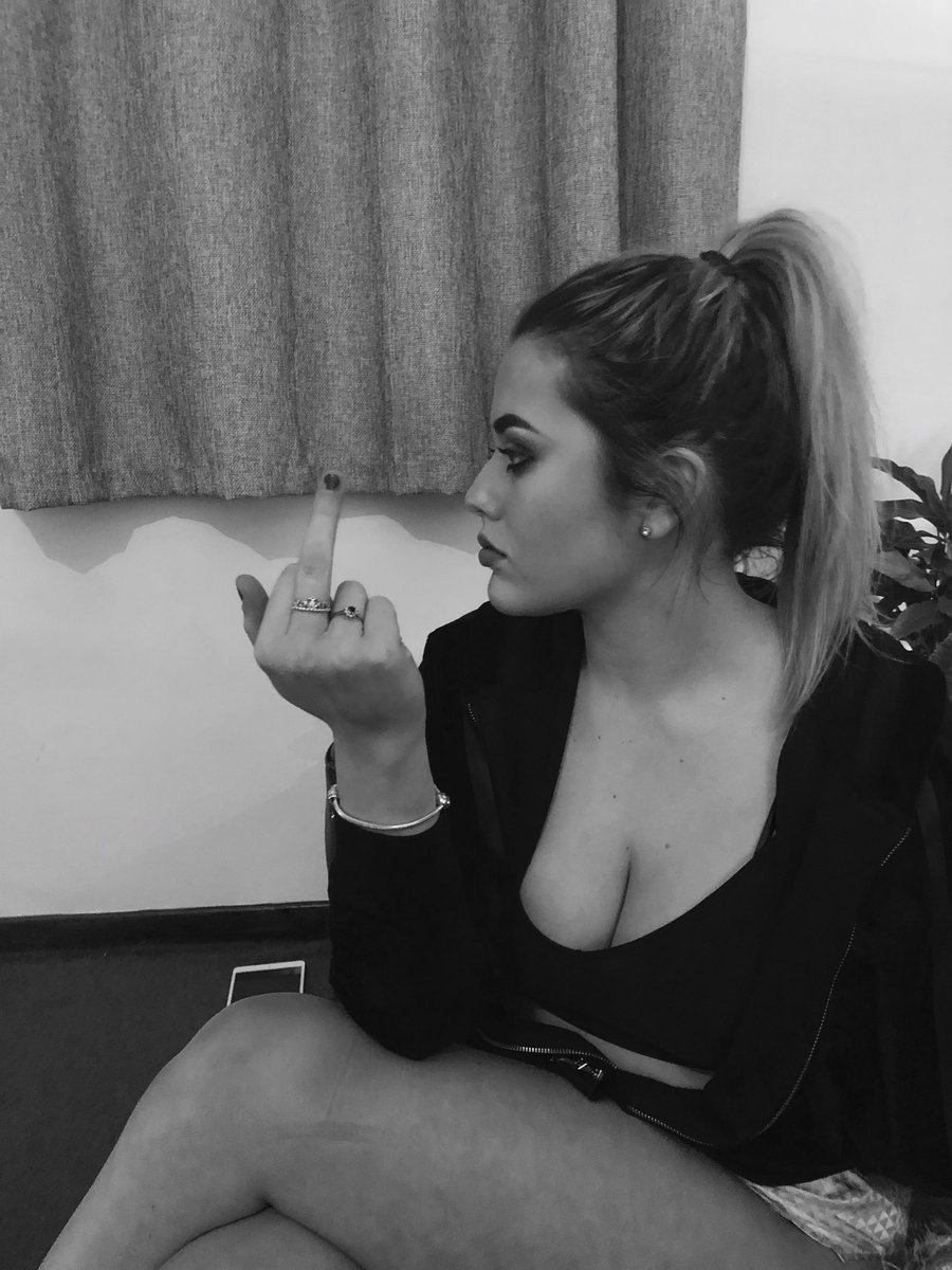 MasterAlpha666's tweet photo. The mrs not impresses with you shit losers. We know is pay day so get sending #cuck #faggot #losers #slaves #sissy #cuckold #daddy #alpha #paypal https://t.co/P01Pcta9dG
