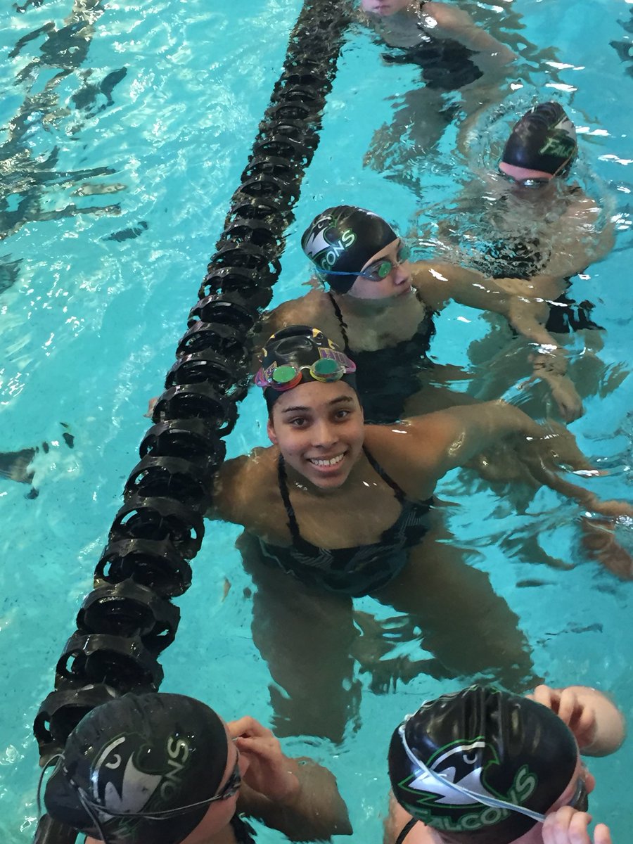 Girls Swim & Dive tweet media