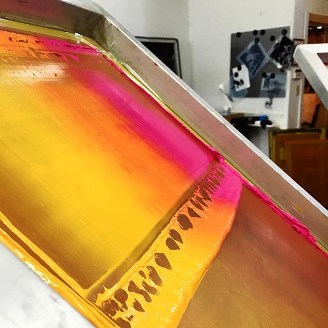 flashfloodprint's tweet photo. Grey days call for colorful split fountains, am I right? 🌈✨😎 .
.
.
.
.
.
.
.
.
.
.
.
.
.
#screenprint #screenprinting #tshirt #art #print #design #handmade #fashion #illustration #printing #tshirts #tshirtprinting #clothing #printmaking #ink #silksc… https://t.co/COapuj0G8Y https://t.co/VoPAR52nQa