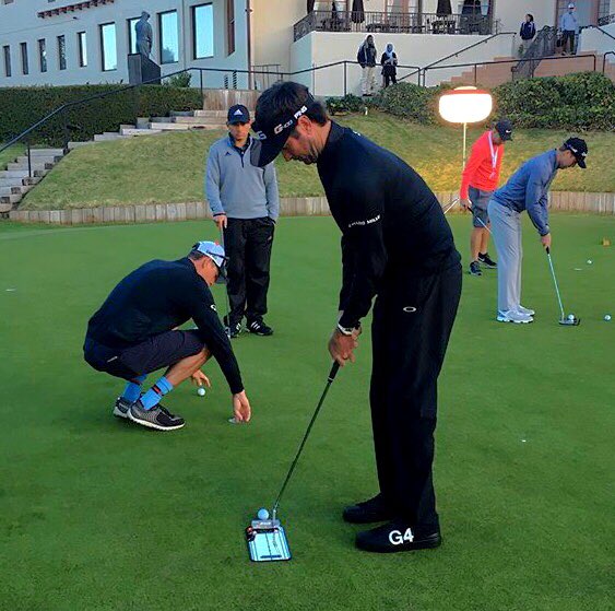 Bubba Watson is all feel.... but early morning even he calibrates himself on the putting green with the mirror. #putting #mirror #practise #eyeposition #fundamentals