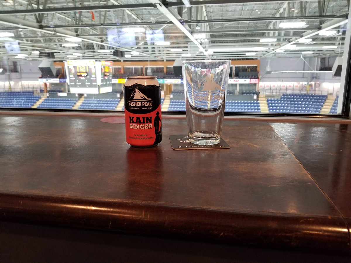 crannybartender's tweet photo. #coyotejacks #fisherpeakbrewing #cranbrook #bcbeer #damntasty https://t.co/4ZJ3mmFqJq