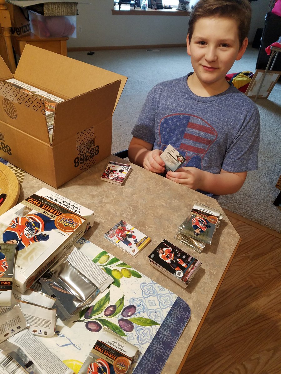 oilervet6's tweet photo. @UpperDeckHockey @UpperDeckSports Little man just asked "Does Upper Deck make a Series 3"? #crackingcases https://t.co/W5y5Fzwe2p