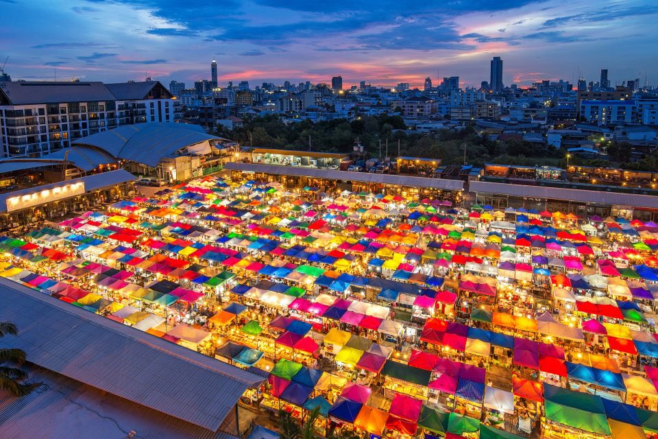 lizziescanlan's tweet photo. Flights are booked for... Thailand!! April can’t come soon enough ✈️🗺☀️🌅🌄🏯🏝🍹😁 https://t.co/QxAOcUgPC6