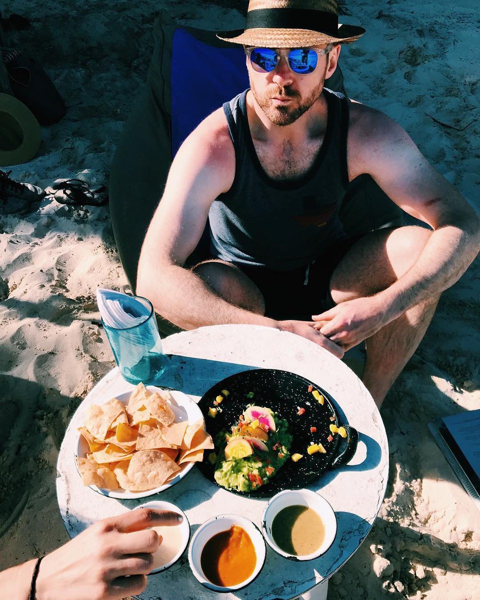 BIGBOSS_MX's tweet photo. ¡Saludos desde el Caribe!
#LikeaBigboss #BigbossAttitud https://t.co/NUKohs3ACK