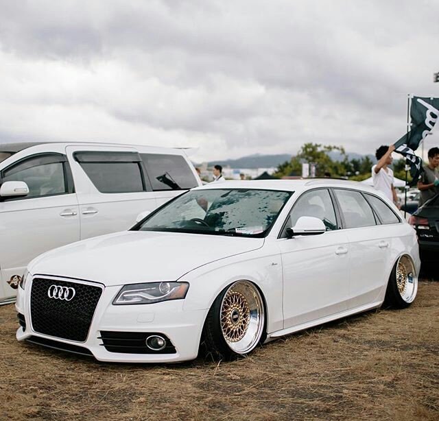 KingStance1's tweet photo. El auto de la familia soñado 😍 https://t.co/Ue6fv01lIm