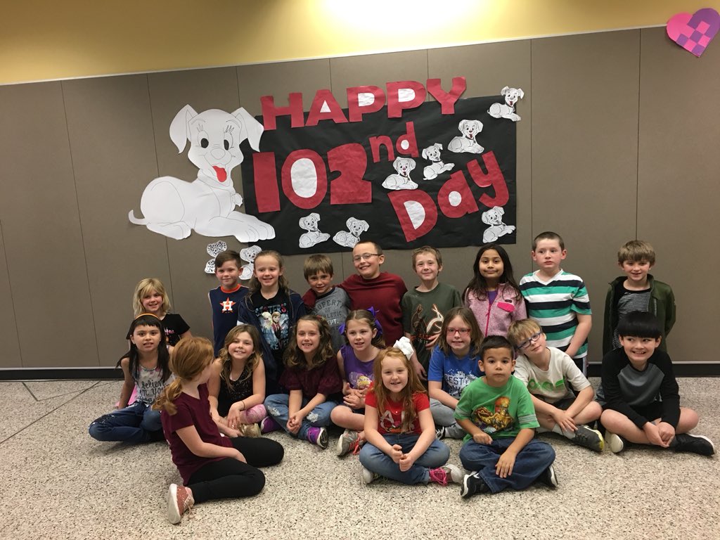 thomastroopers's tweet photo. Happy 102nd day of school!! https://t.co/VYUTIBgsdI