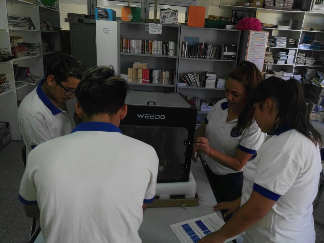 EdTecnicaBA's tweet photo. #TÉCNICA🙌🏼 seguimos entregando Impresoras 3D para equipar las escuelas. Hoy llegaron a la R11 en #Escobar ya tienen las suyas @DPETPba @copretBAok @gfalvarez https://t.co/M2D38e1JYT